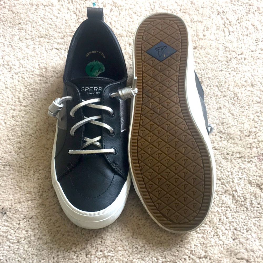 Black & Silver Leather Style Sperry’s  size 7.5